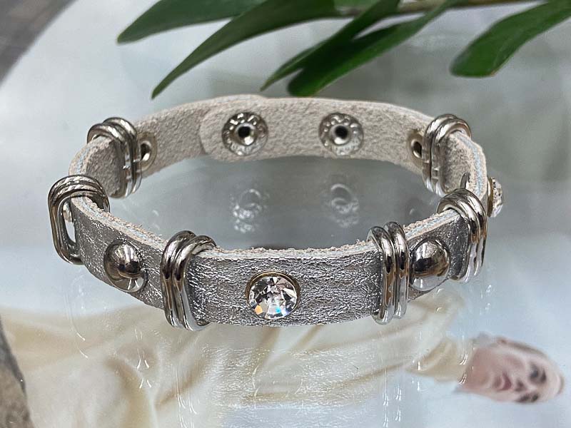 Браслет 1120002600196: цена 495 рублей.