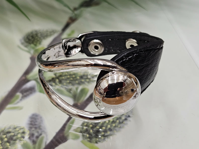 Браслет 2193002600045: цена 985 рублей.