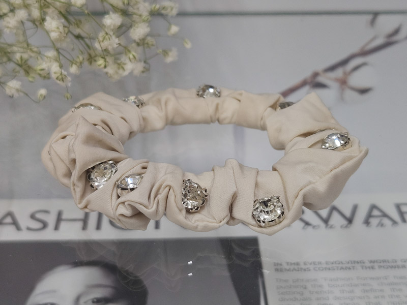 Резинка 2196001600023: цена 200 рублей.