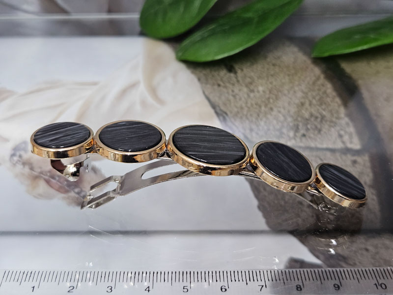 Заколка 1915001601943: цена 295 рублей.