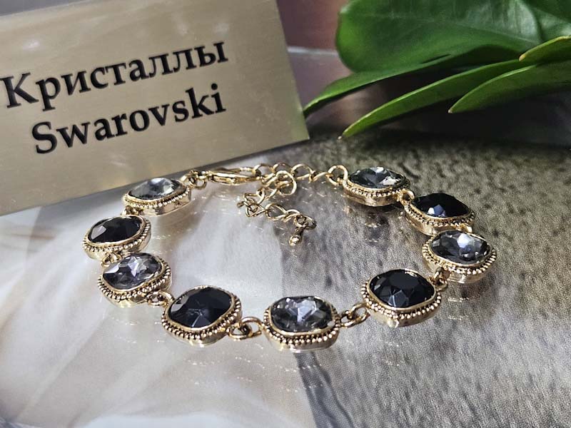 Браслет 1141002600115: цена 985 рублей.