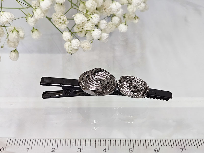 Заколка 1915001600403: цена 165 рублей.