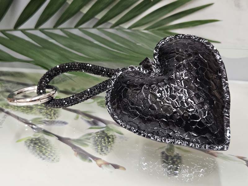 Брелок 1347006500189: цена 410 рублей.