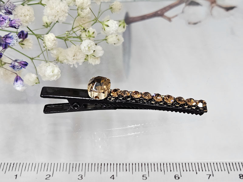 Заколка 1866001600491: цена 200 рублей.