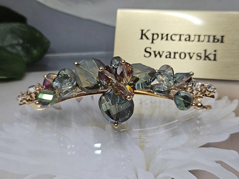 Заколка 1610003300114: цена 975 рублей.