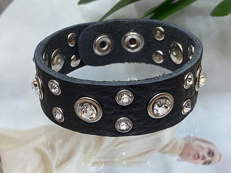 Браслет 1120002600257: цена 655 рублей.