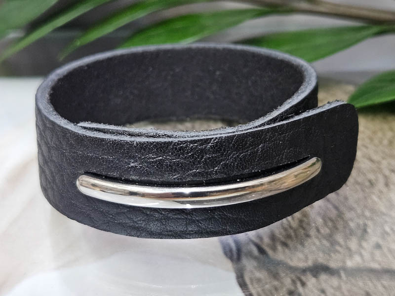 Браслет 1120002600417: цена 575 рублей.