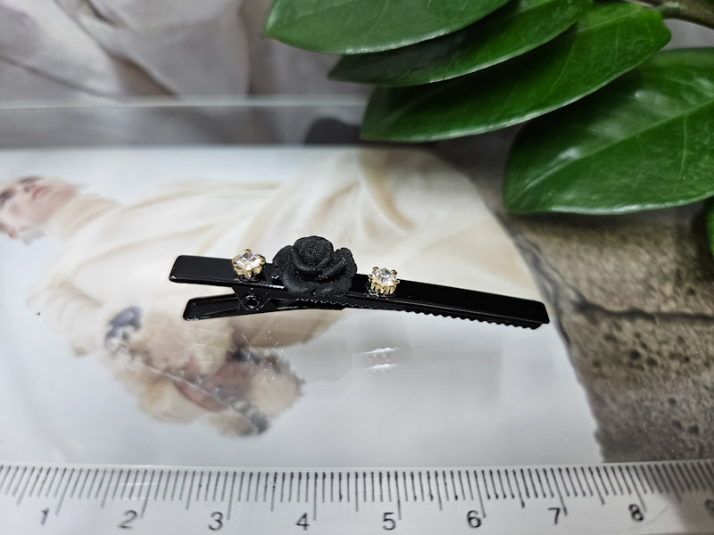 Заколка 1310001600062: цена 100 рублей.