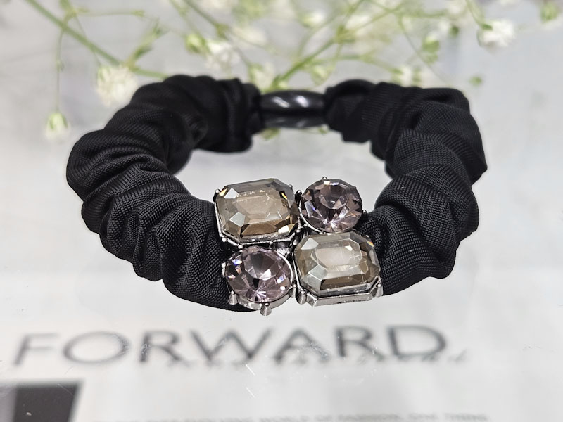 Резинка 1812001600092: цена 250 рублей.