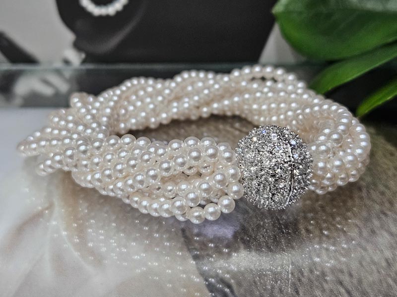 Браслет 1075006500020: цена 2950 рублей.