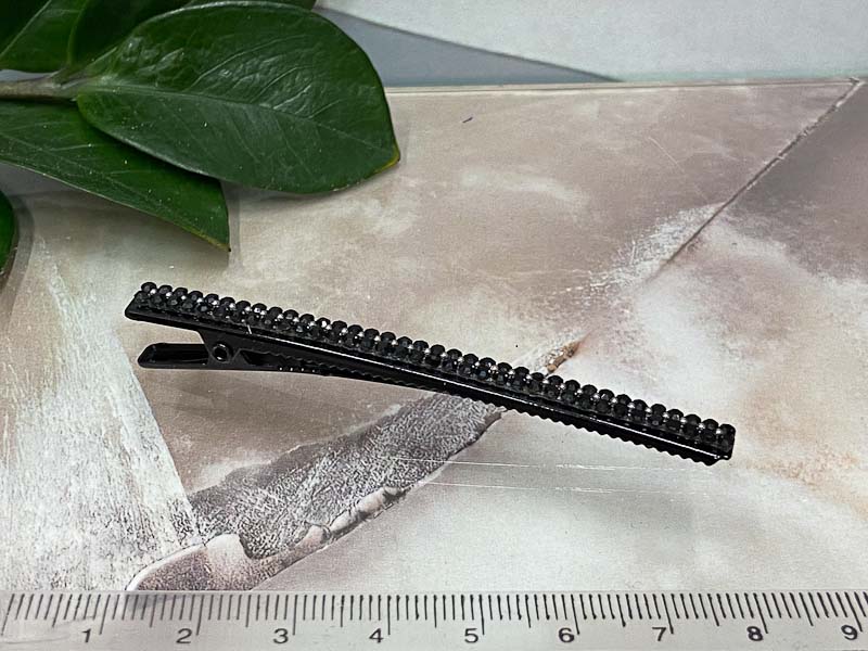 Заколка 1310001600314: цена 135 рублей.