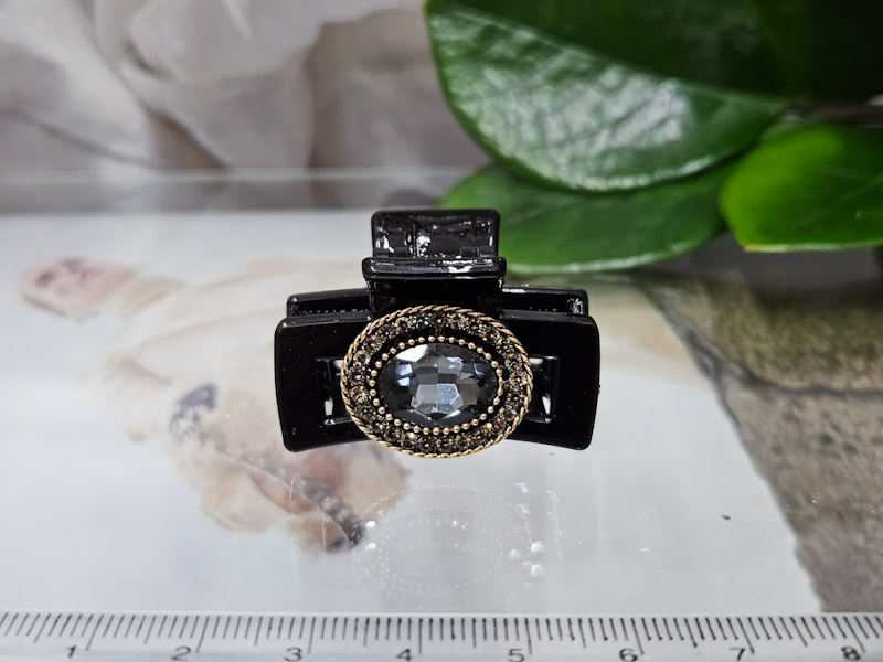 Заколка 1915001602063: цена 250 рублей.