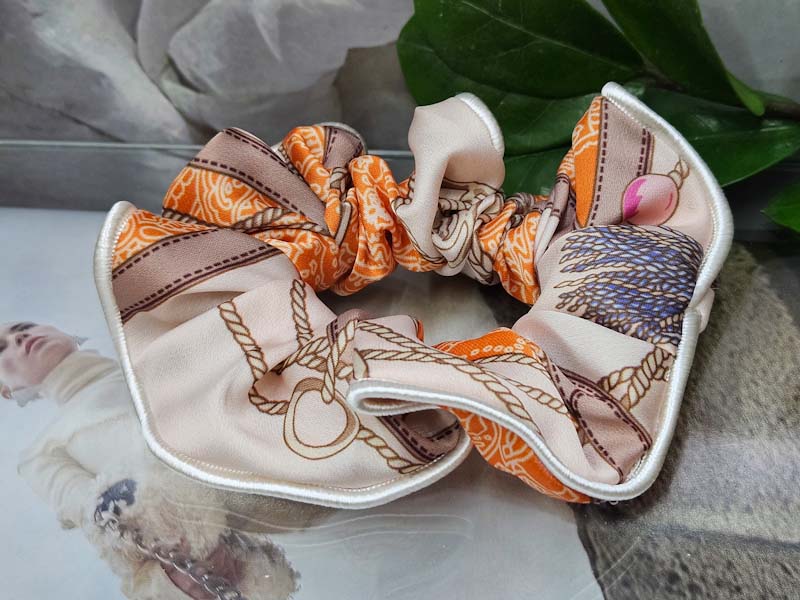 Резинка 1226001600073: цена 230 рублей.