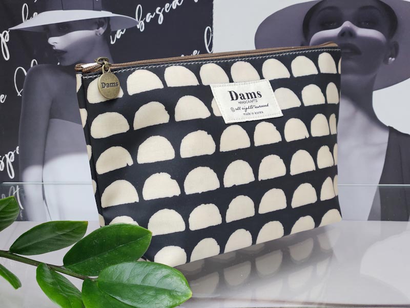 Сумка 2236006500062: цена 410 рублей.