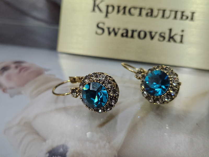 Серьги 1141002600566: цена 610 рублей.