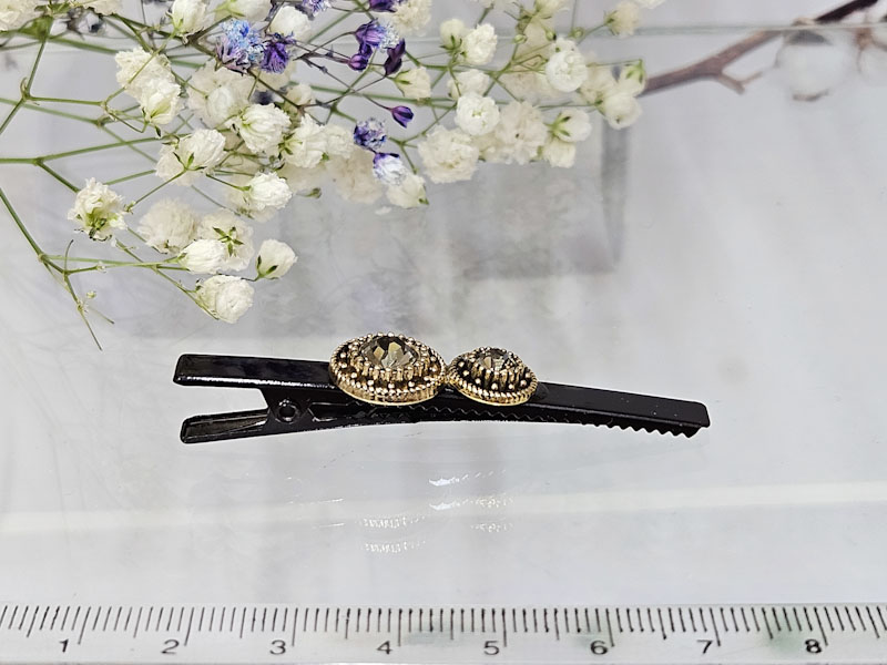 Заколка 1915001600311: цена 215 рублей.