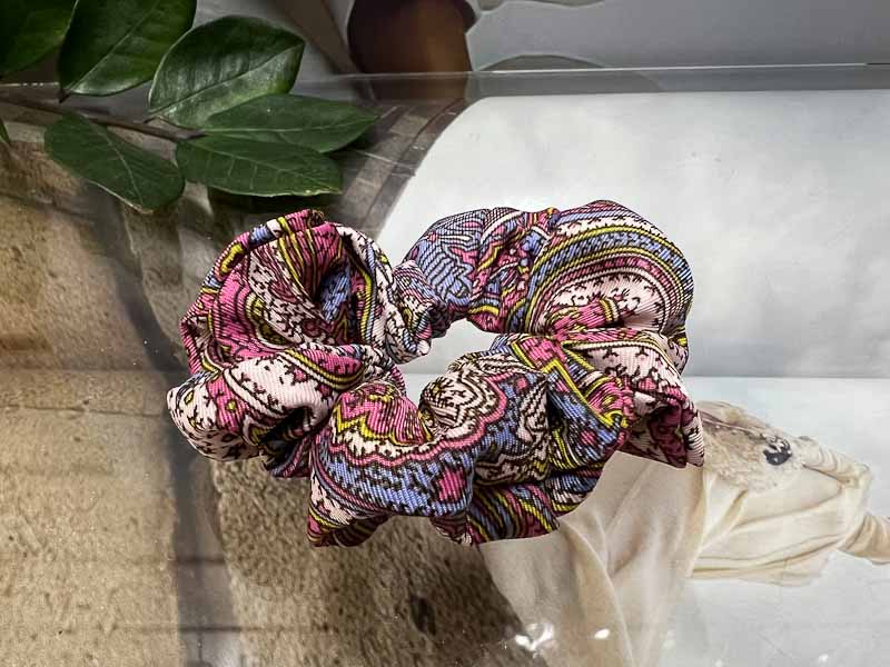 Резинка 1226001600264: цена 100 рублей.