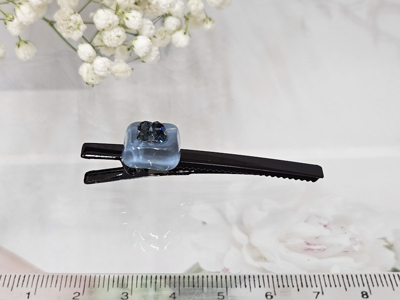 Заколка 2151001600213: цена 200 рублей.