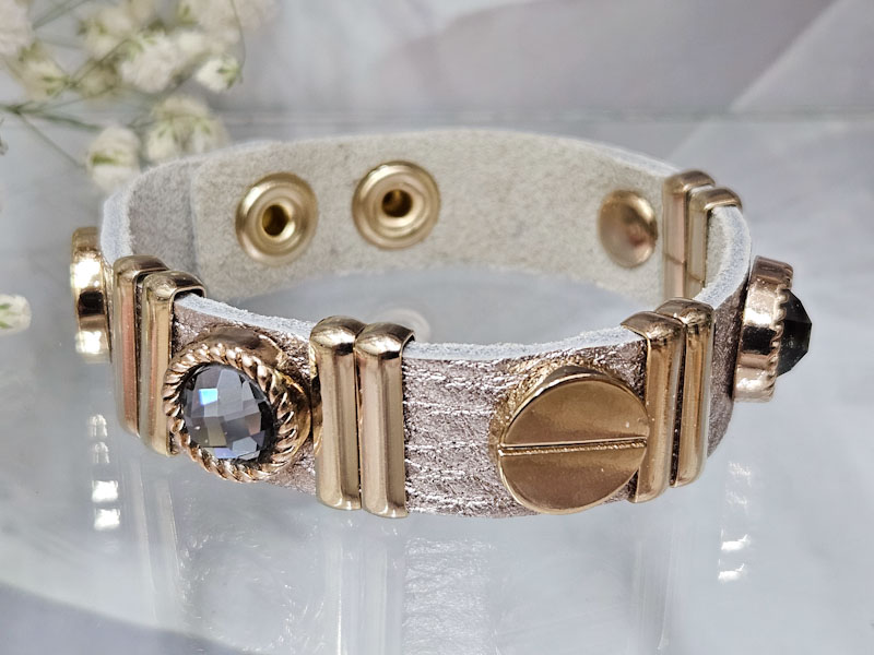 Браслет 1120002600110: цена 655 рублей.