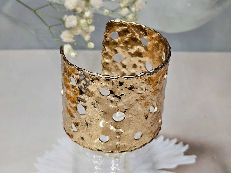 Браслет 1962002600017: цена 655 рублей.