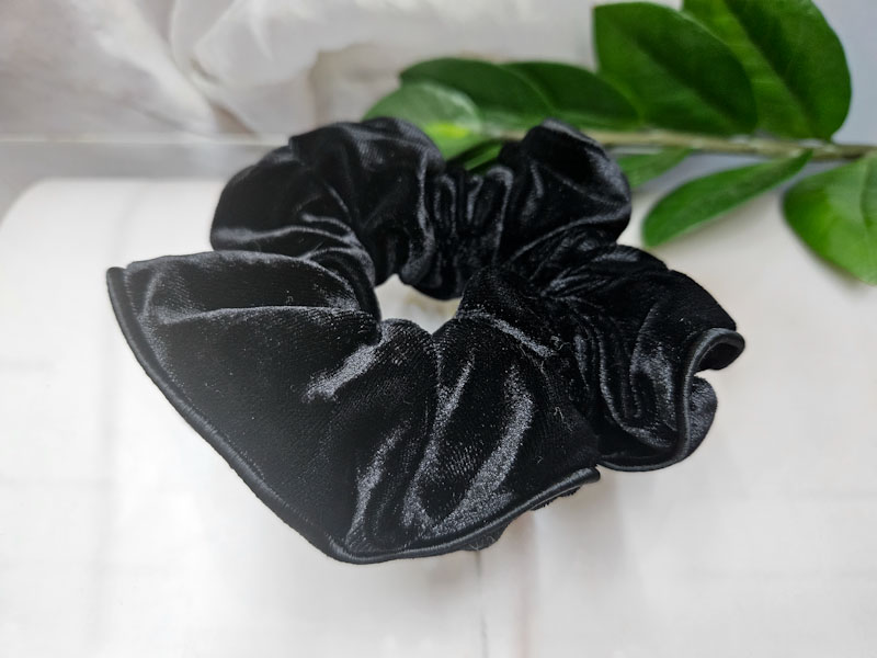 Резинка 1226001600202: цена 230 рублей.