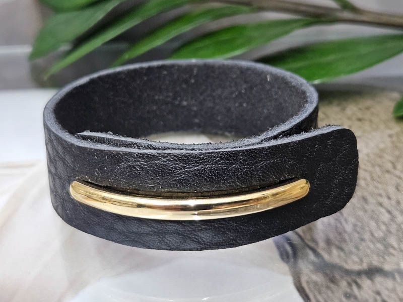 Браслет 1120002600424: цена 575 рублей.