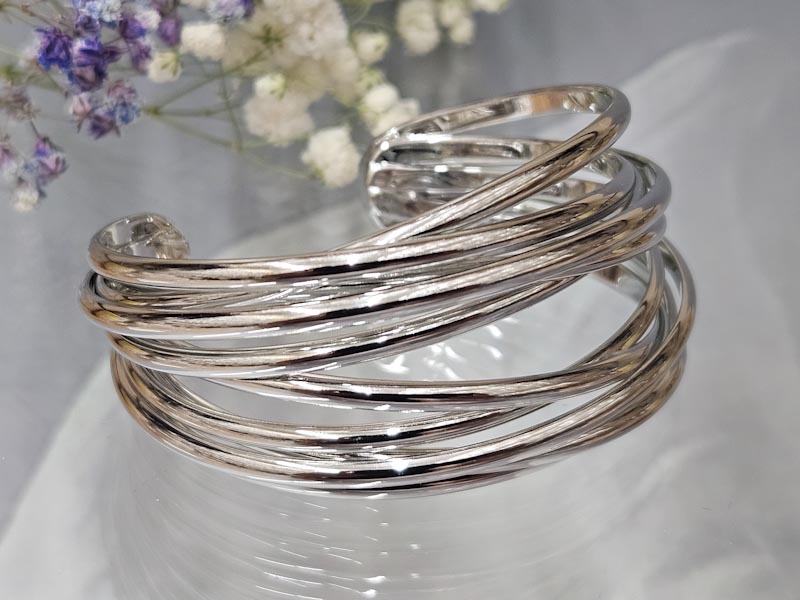 Браслет 2250026600076: цена 785 рублей.