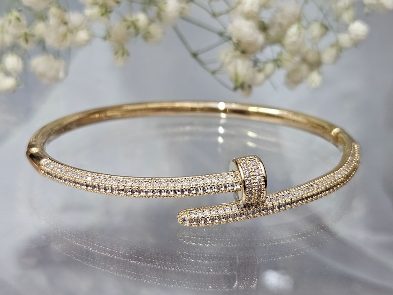 Браслет 2251026600134: цена 720 рублей.